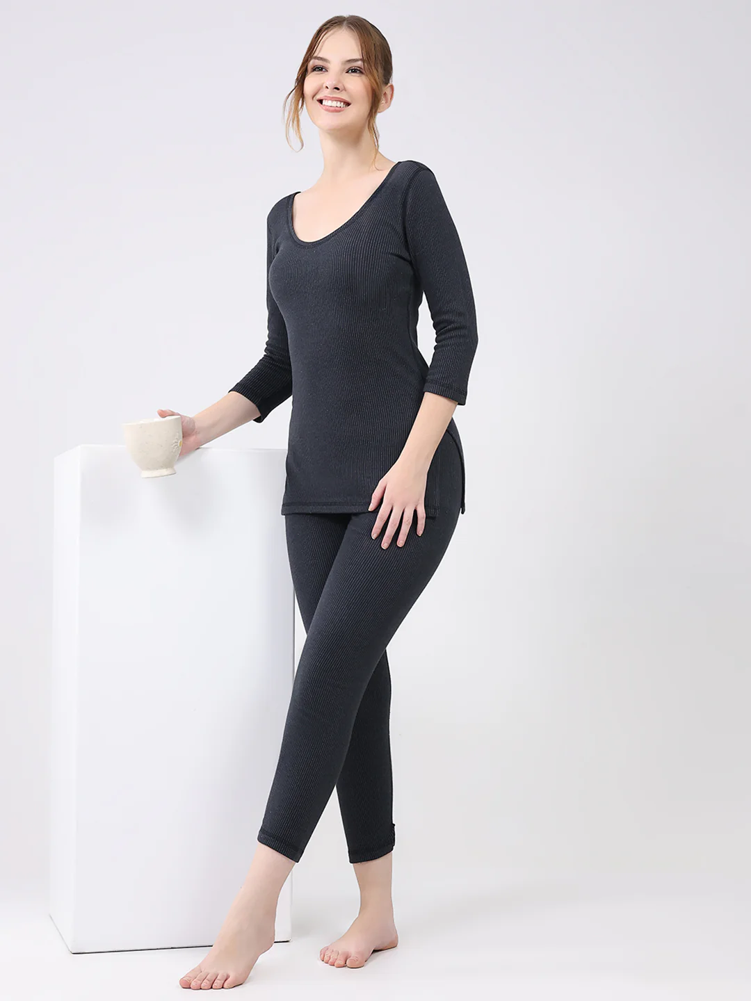Women Charcoal Solid Thermal Lower - Image 2