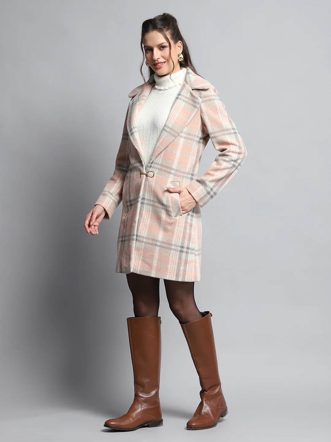 Women Coral Check Notch Lapel Collar Full Sleeve Coat - Image 3
