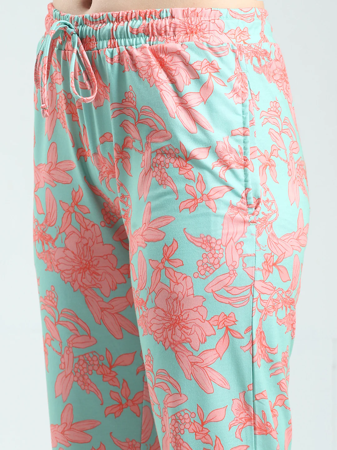 Women Coral Printed Round Neck Half Sleeve Lower Set - Image 8