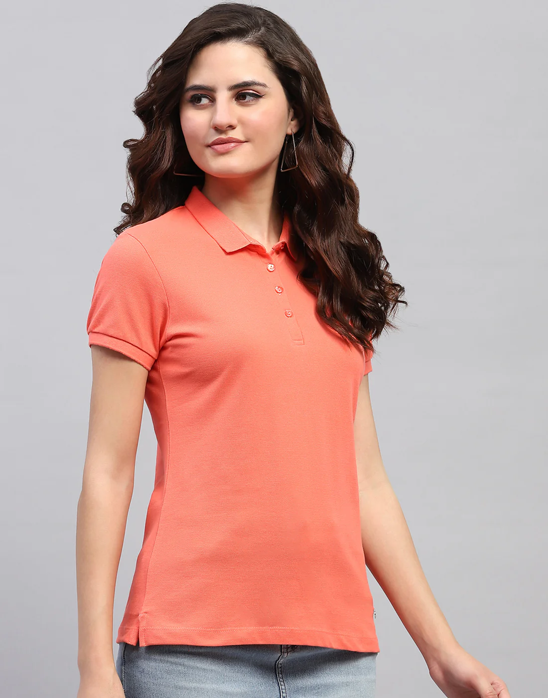 Women Coral Solid Collar Half Sleeve T-Shirt - Image 4