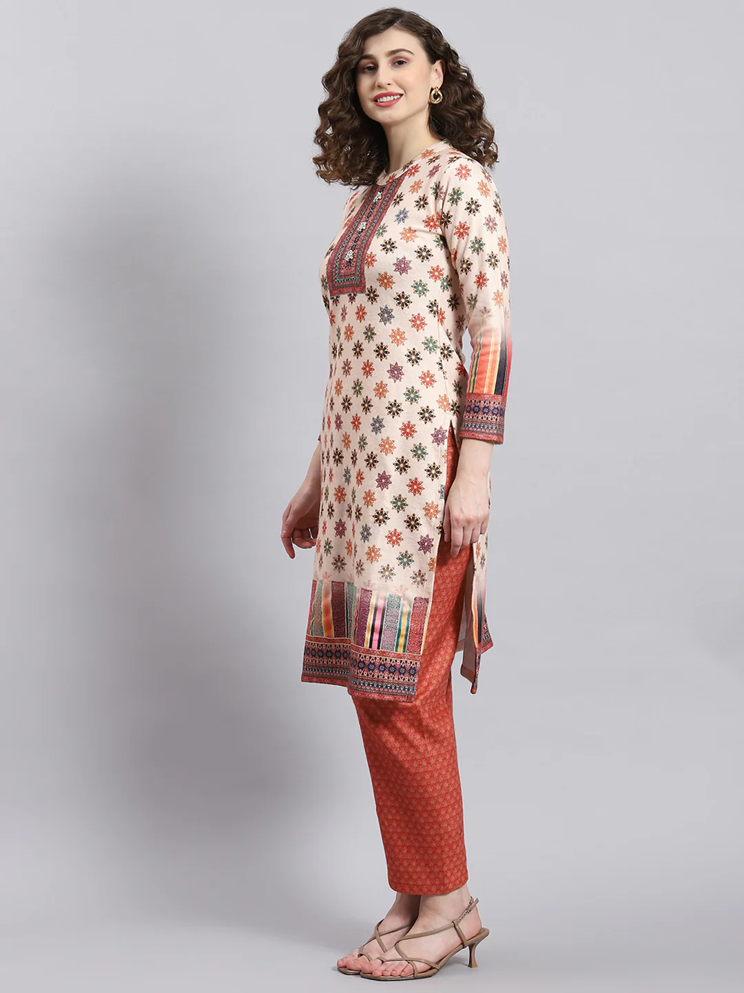 Women Cream Self Design Round Neck Full Sleeve Kurtis Set - Image 2
