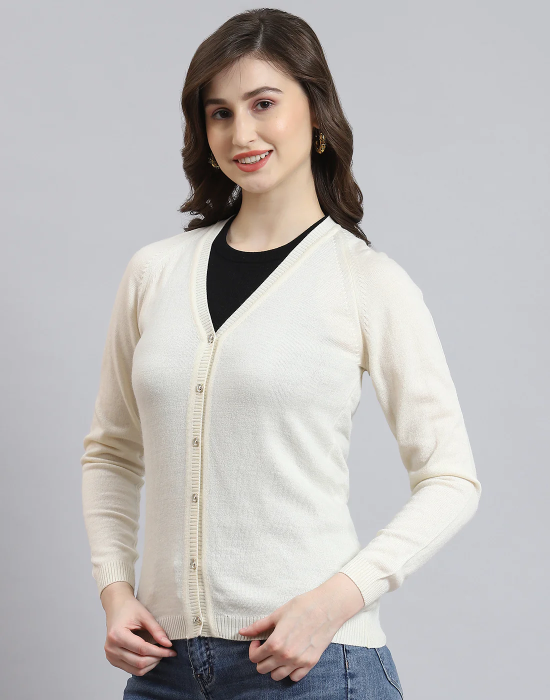 Women Cream Solid V Neck Full Sleeve Cardigan - Image 3