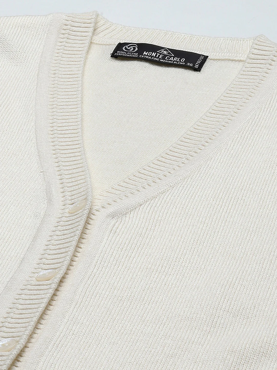 Women Cream Solid V Neck Sleeveless Cardigan - Image 8