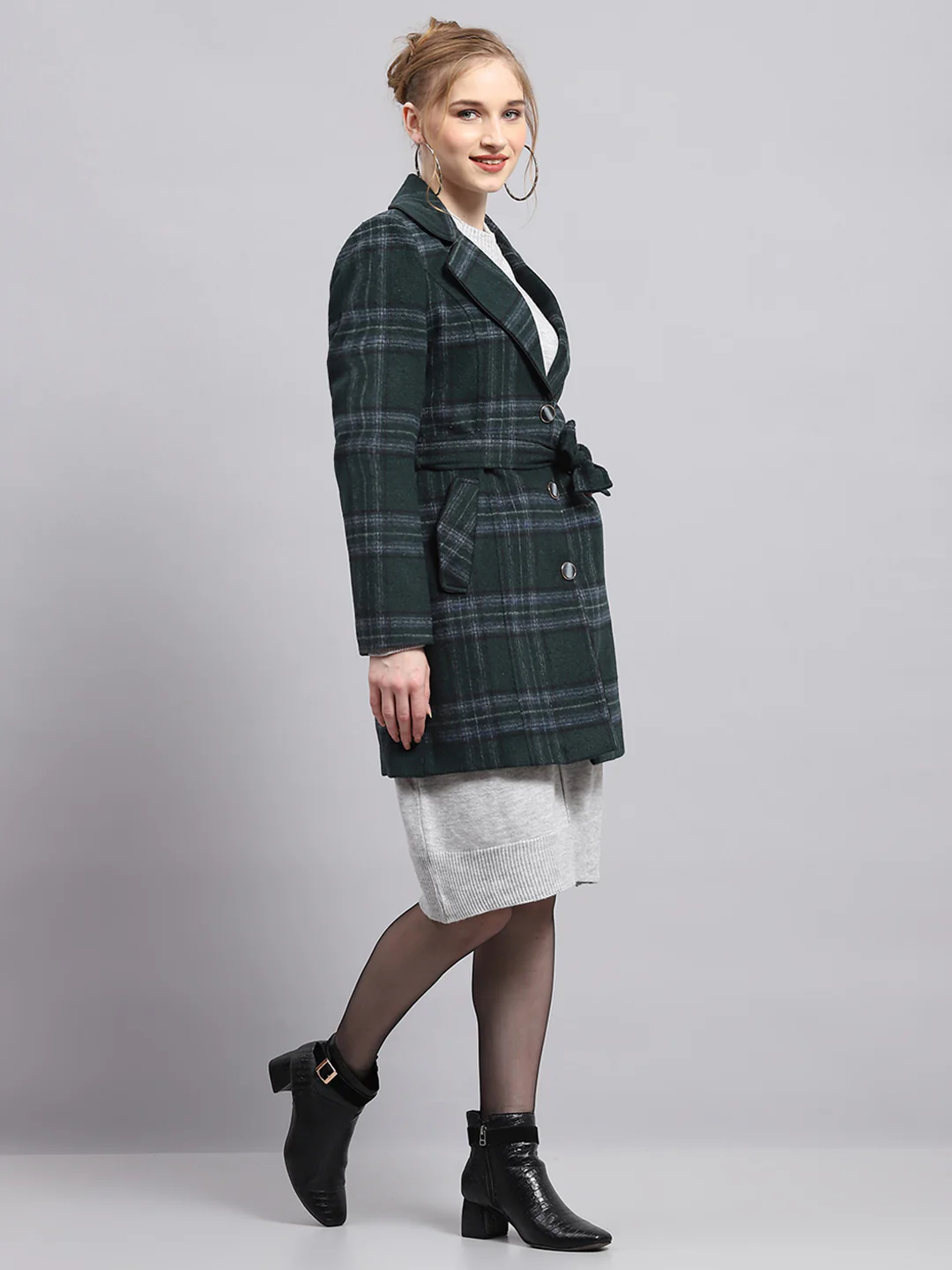 Women Green Check Collar Full Sleeve Coat - Image 4