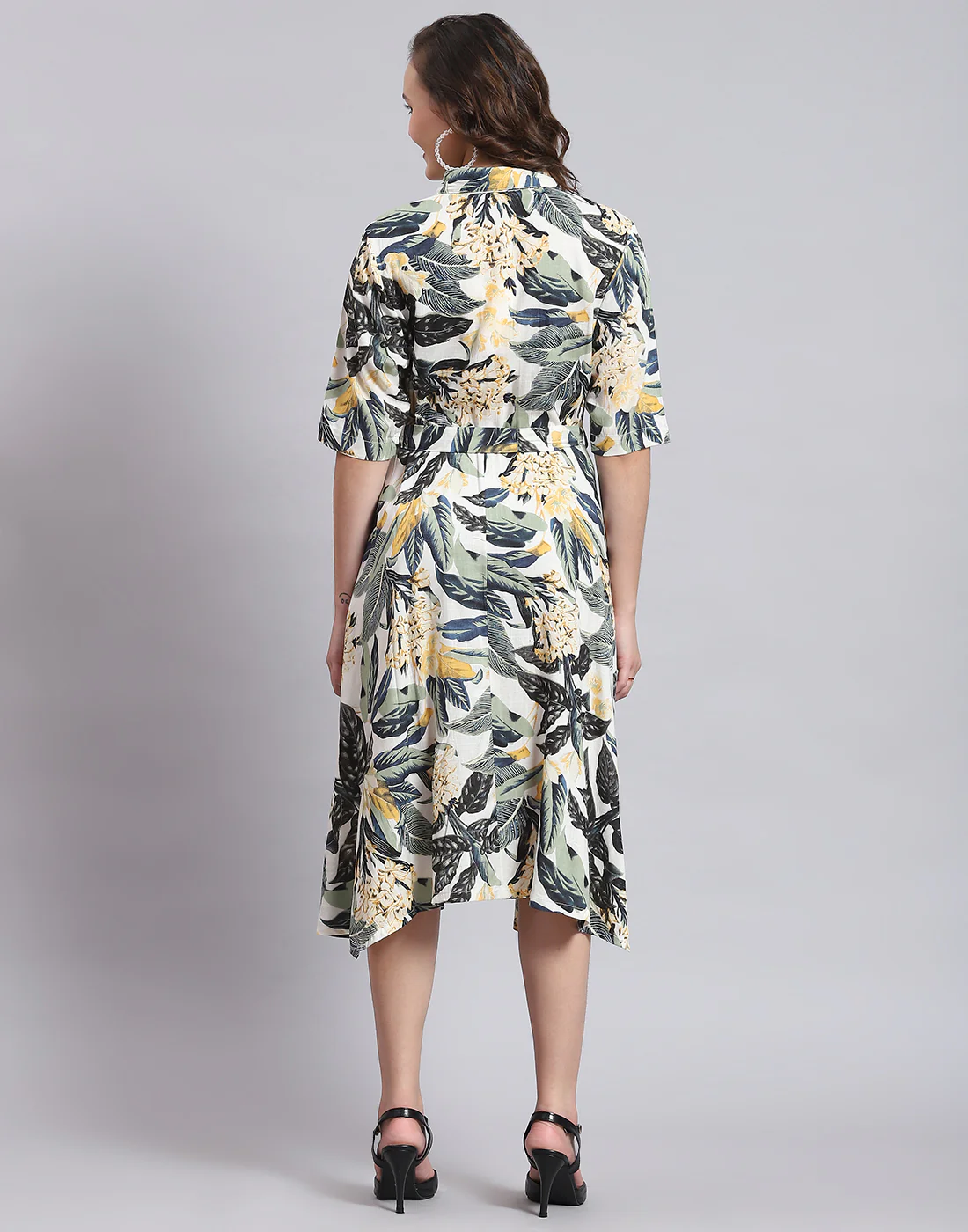 Women Green Printed Front Open Short Sleeve Dress - Image 5