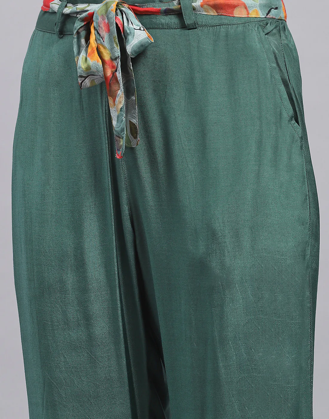 Women Green Printed Mandarin Collar Half Sleeve Cords Set - Image 8