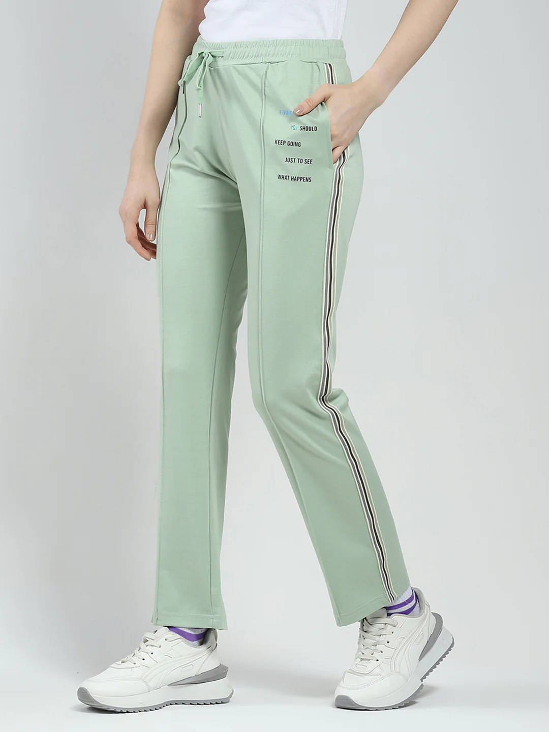 Women Green Printed Regular Fit Lower - Image 3