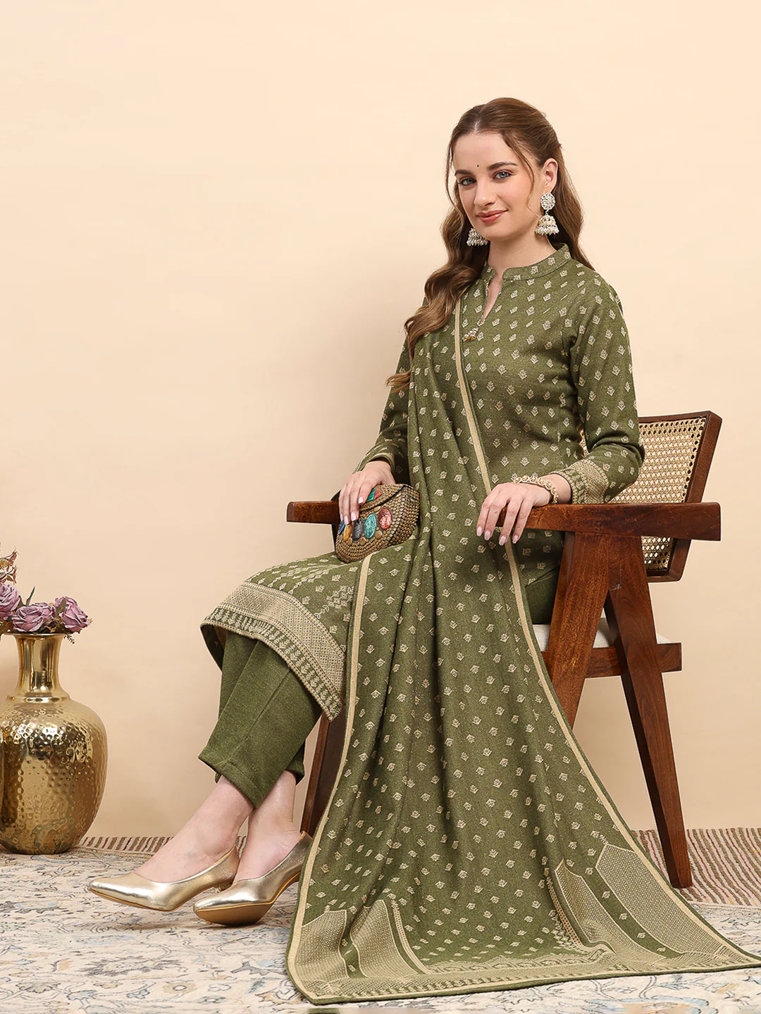 Women Green Printed Round Neck Full Sleeve 3 Pc Kurti Set for Winter - Image 2