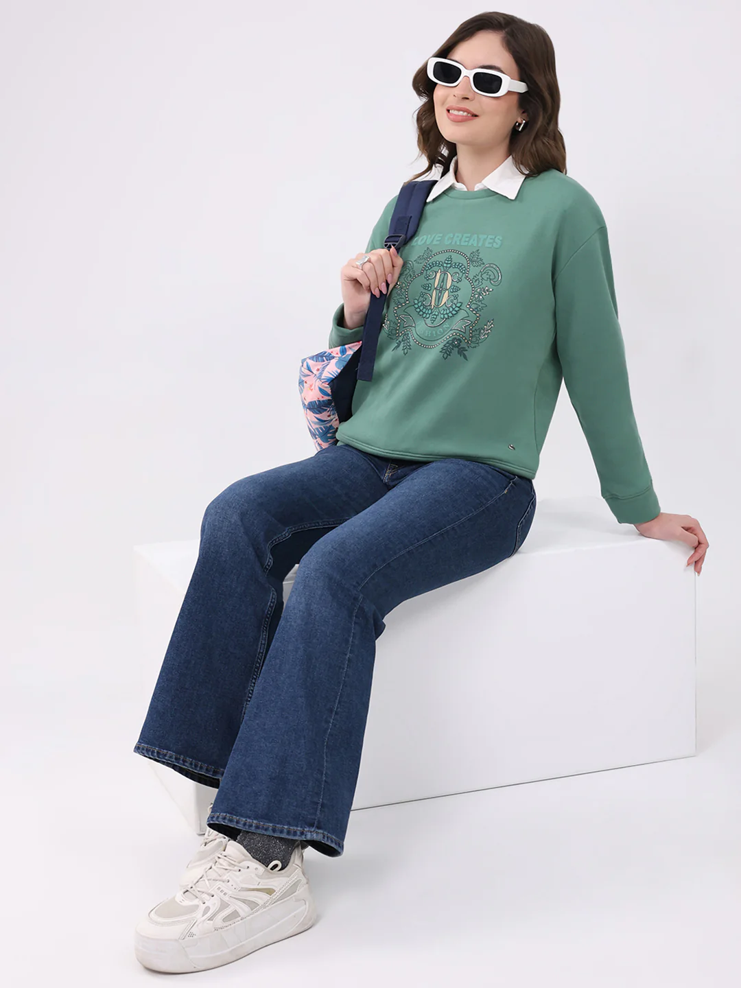 Women Green Printed Round Neck Full Sleeve Sweatshirt - Image 2