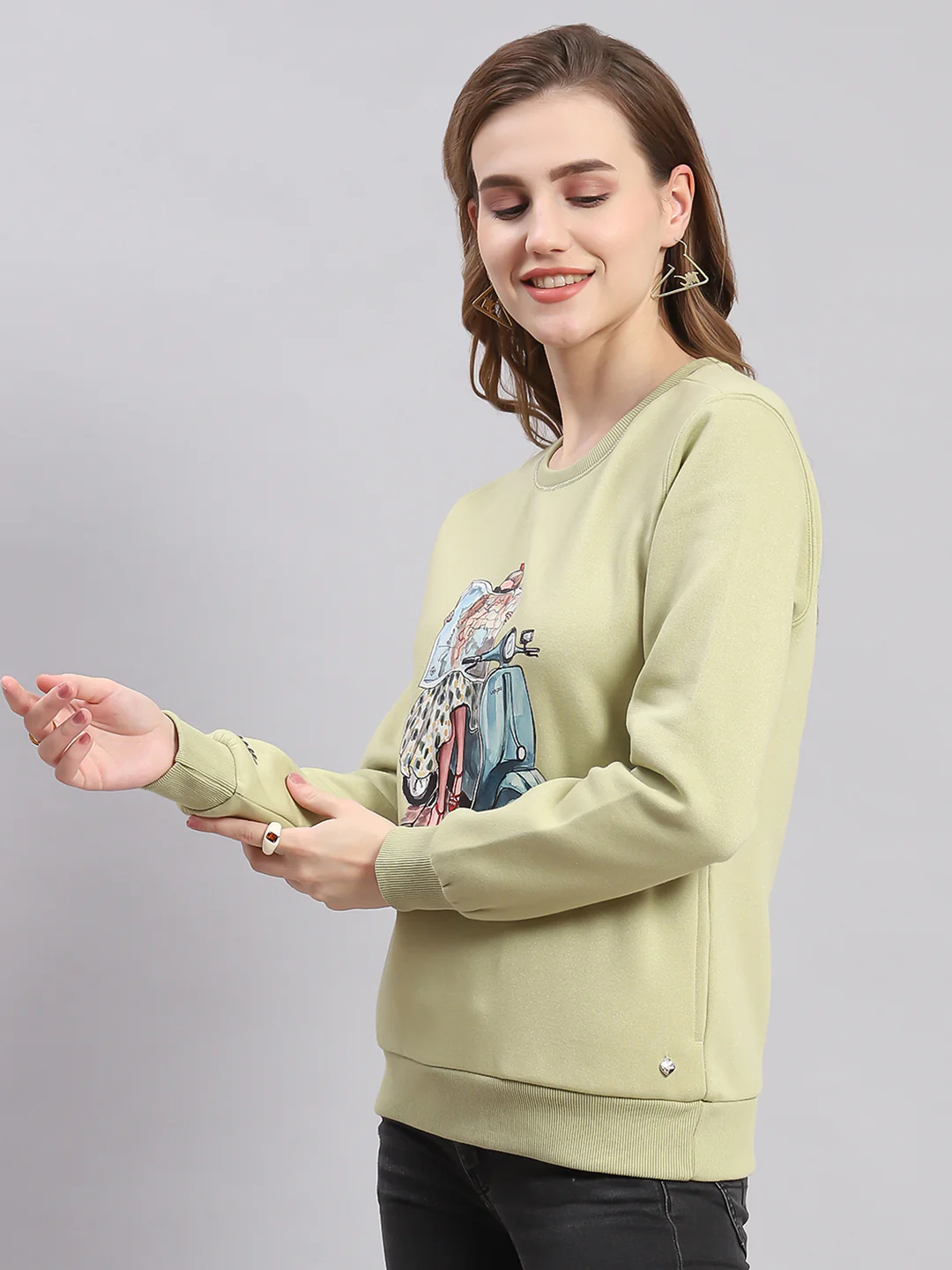 Women Green Printed Round Neck Full Sleeve Sweatshirts - Image 3