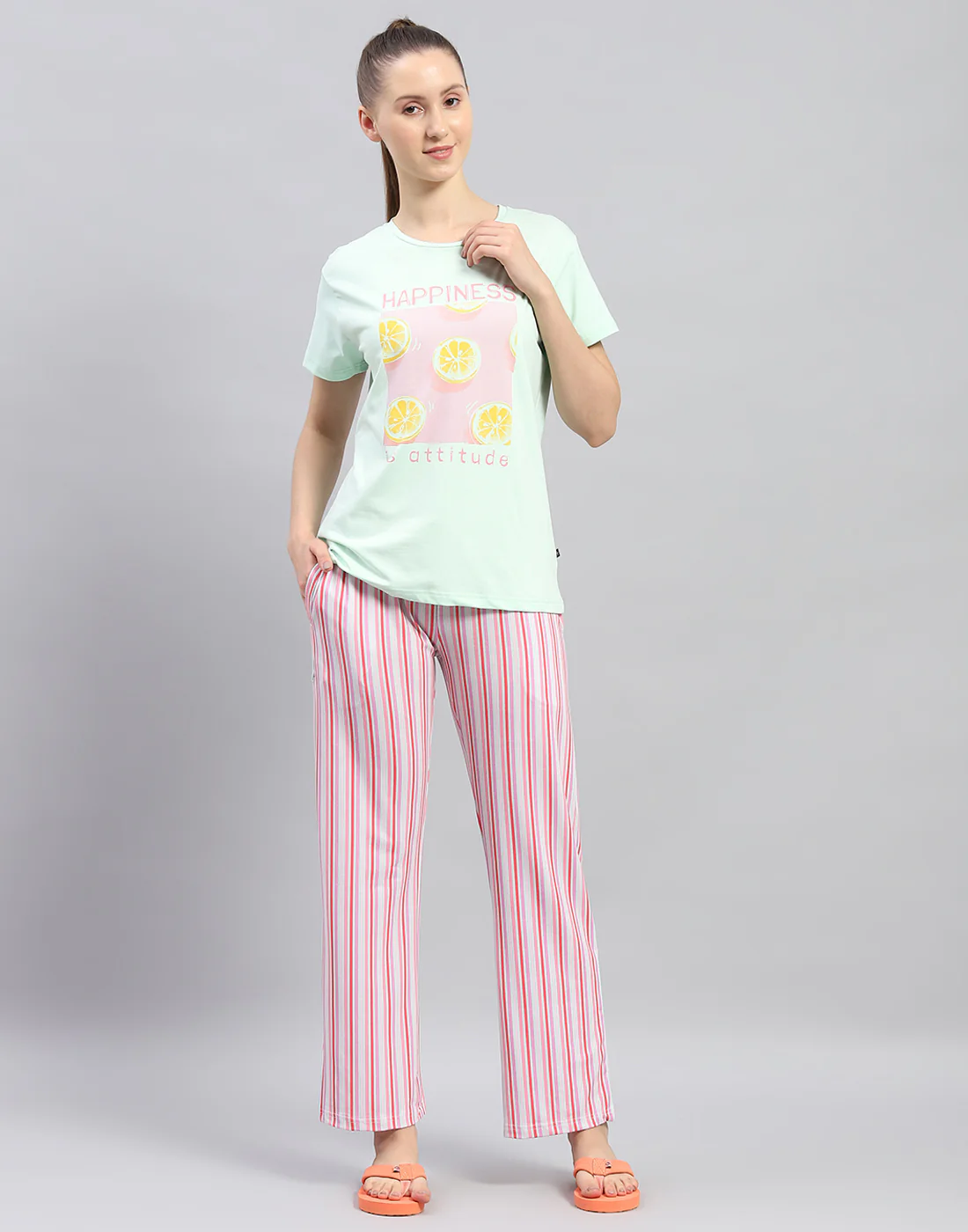Women Green Printed Round Neck Half Sleeve Lower Set - Image 2