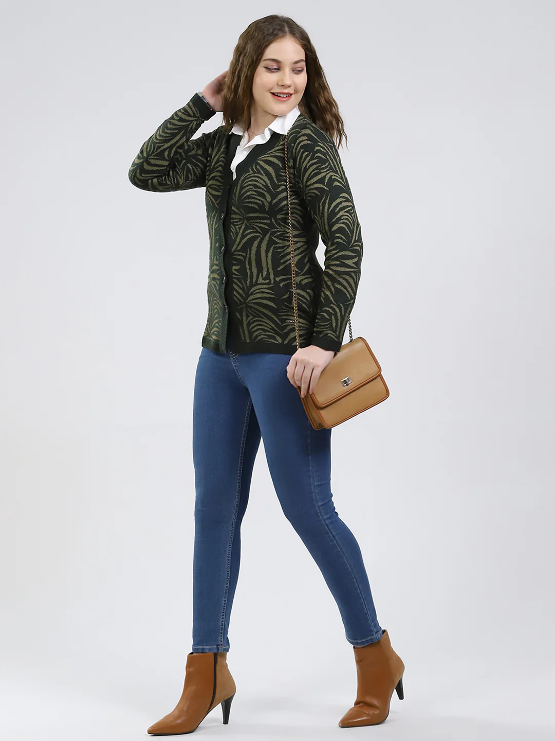 Women Green Printed V Neck Full Sleeve Cardigan - Image 2