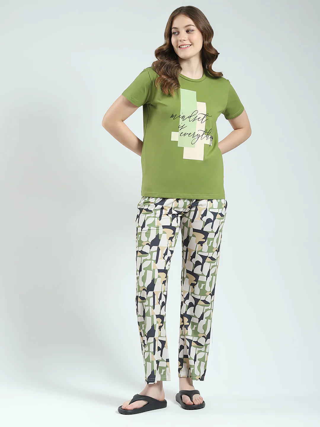 Women Green Printed Round Neck Half Sleeve Lower Set