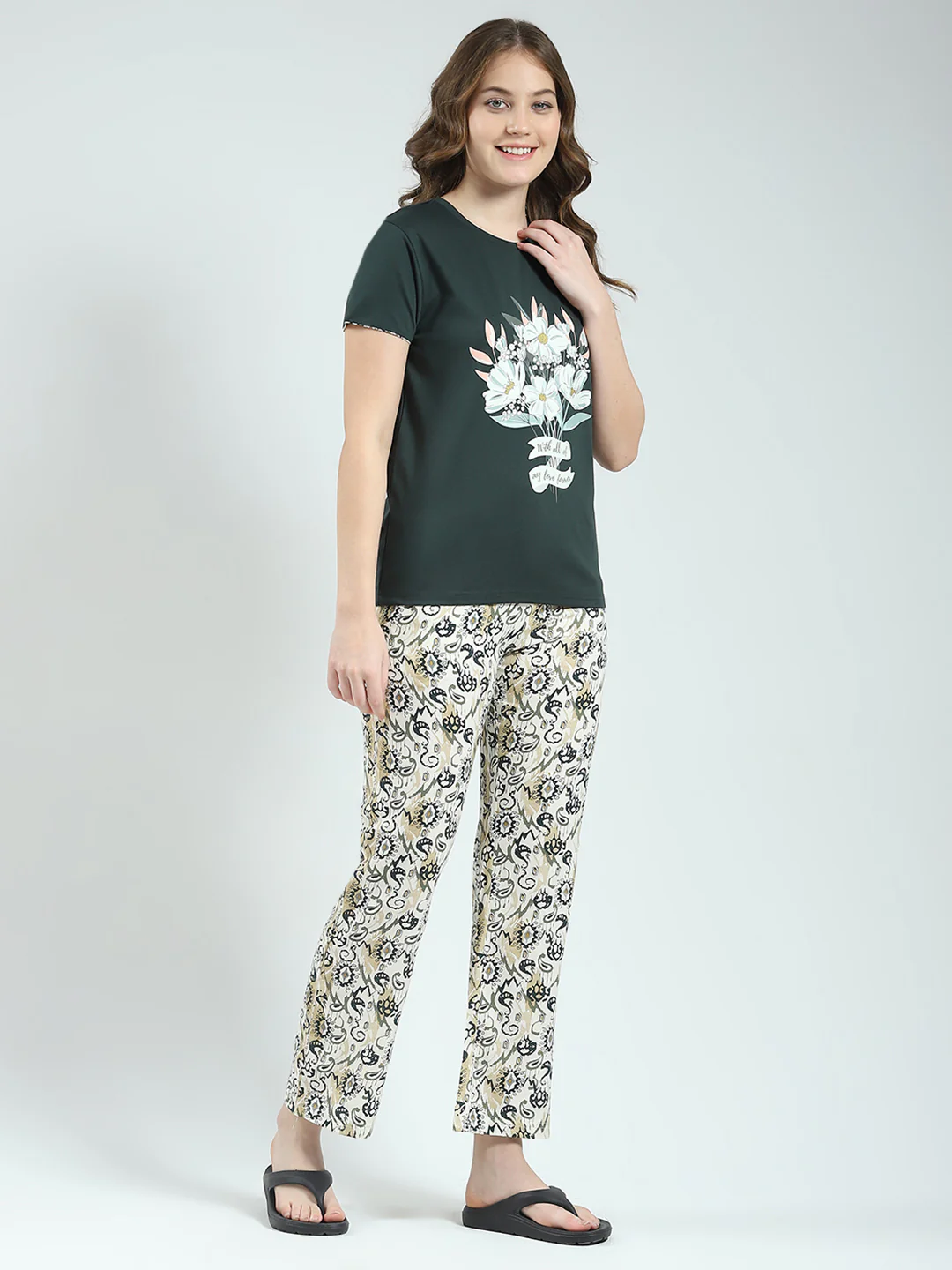 Women Green Printed Round Neck Half Sleeve Lower Set - Image 4