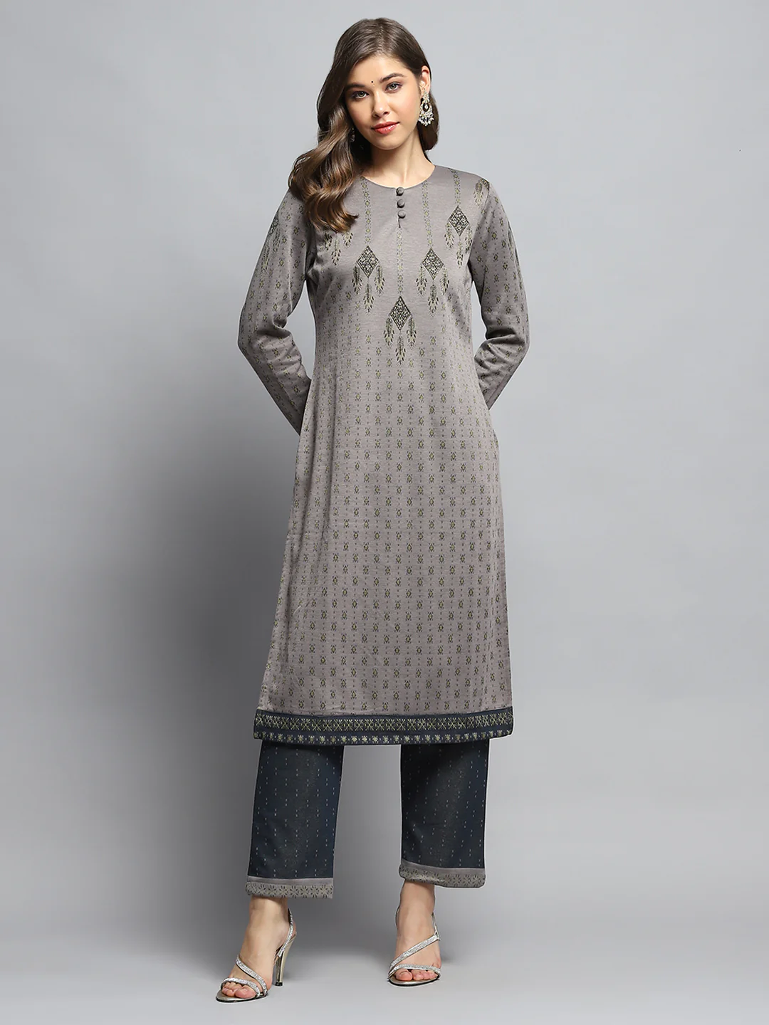 Women Green Self Design Round Neck Full Sleeve Kurti Set - Image 3