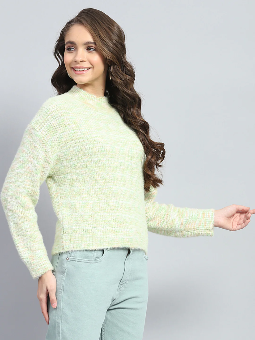 Women Green Self Design Round Neck Full Sleeve Winter Top - Image 4