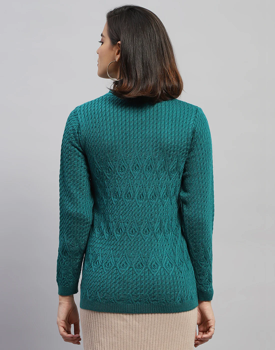 Women Green Self Design V Neck Full Sleeve Cardigan - Image 5