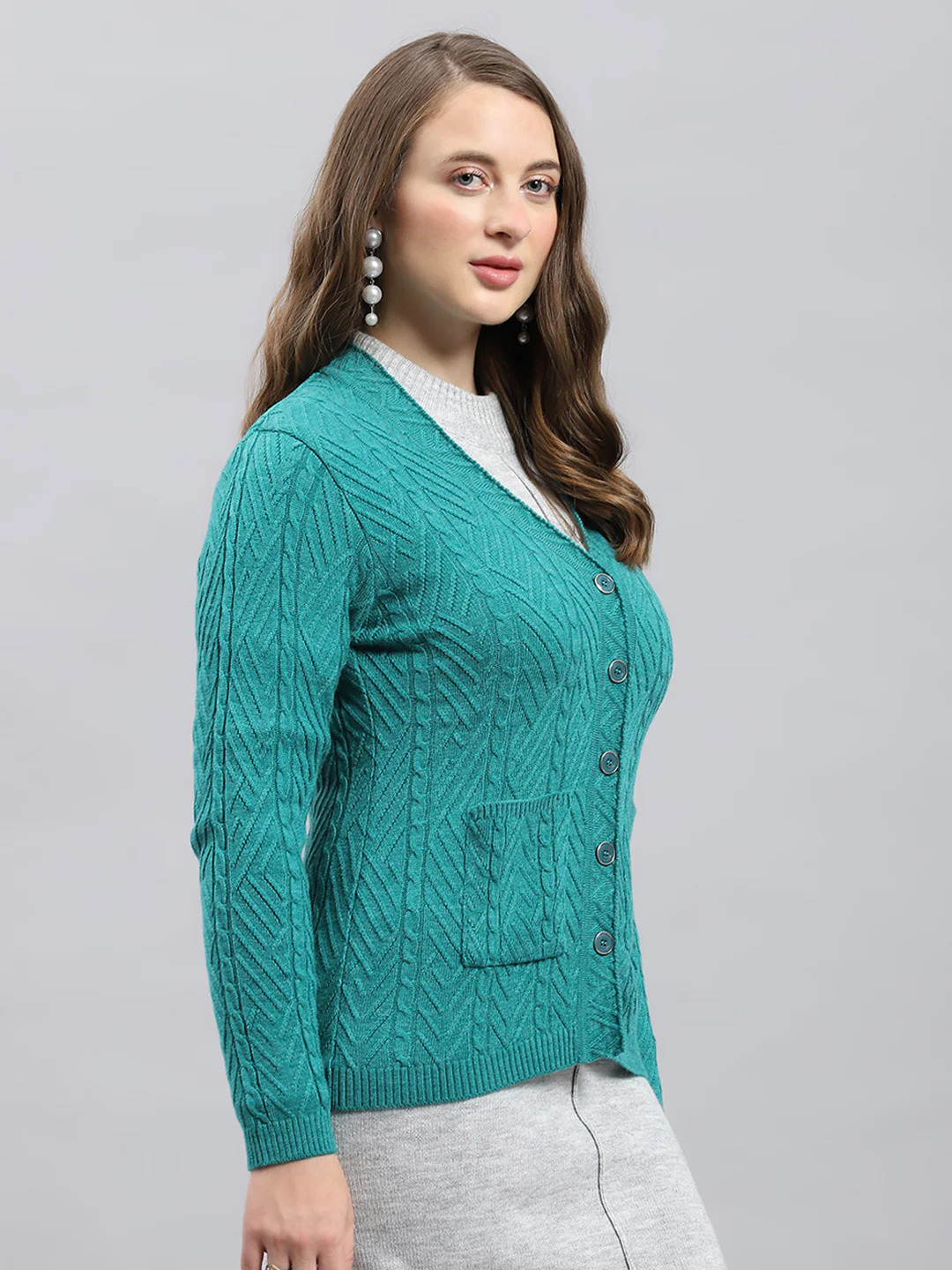 Women Green Self Design V Neck Full Sleeve Cardigan - Image 4