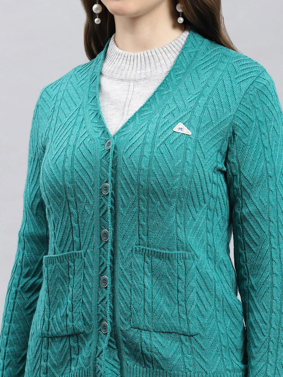 Women Green Self Design V Neck Full Sleeve Cardigan - Image 6