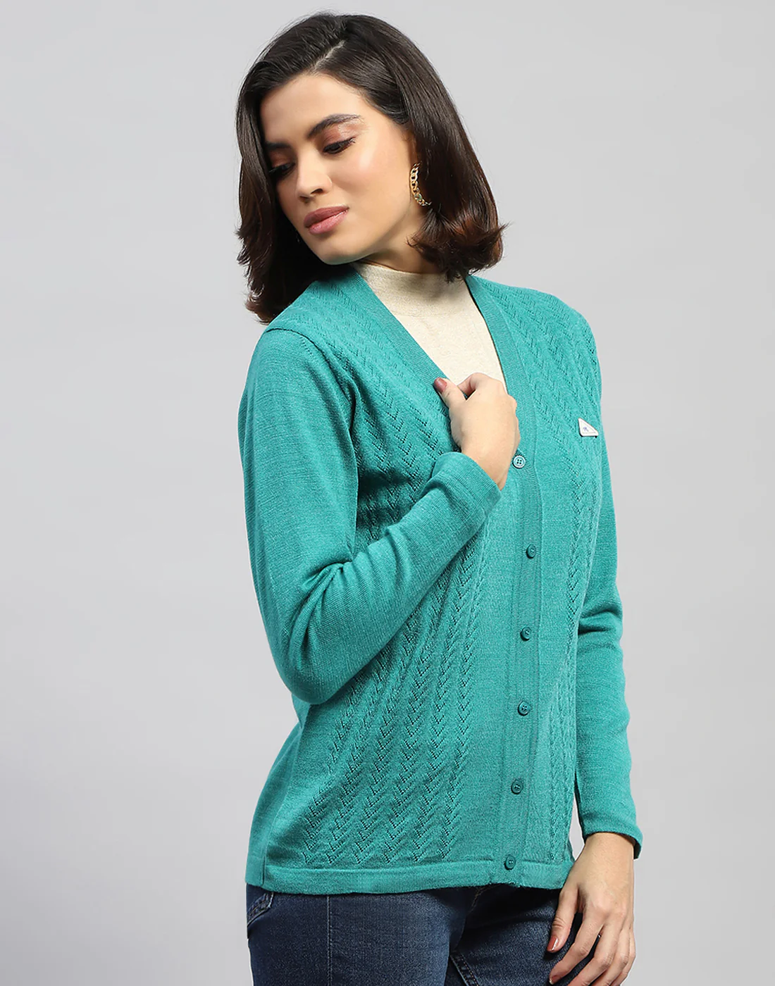 Women Green Self Design V Neck Full Sleeve Cardigan - Image 5