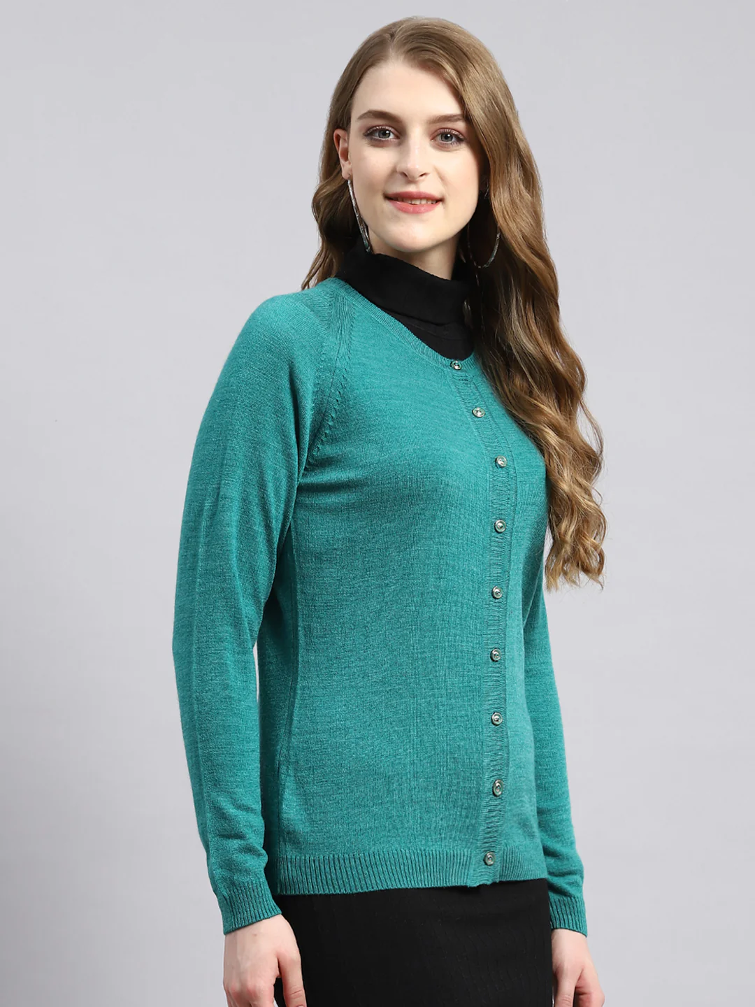 Women Green Solid Cardigan - Image 3