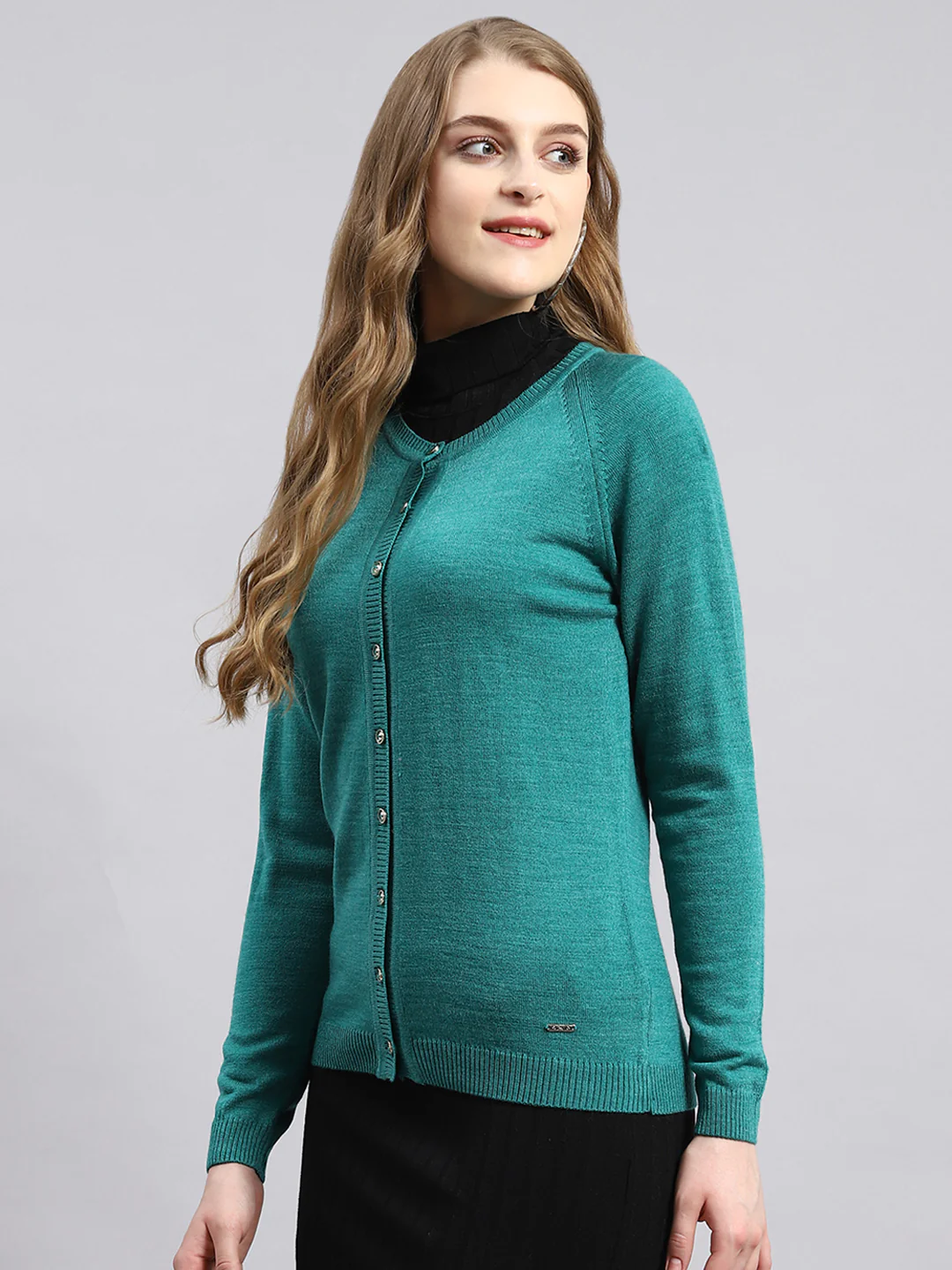 Women Green Solid Cardigan - Image 4