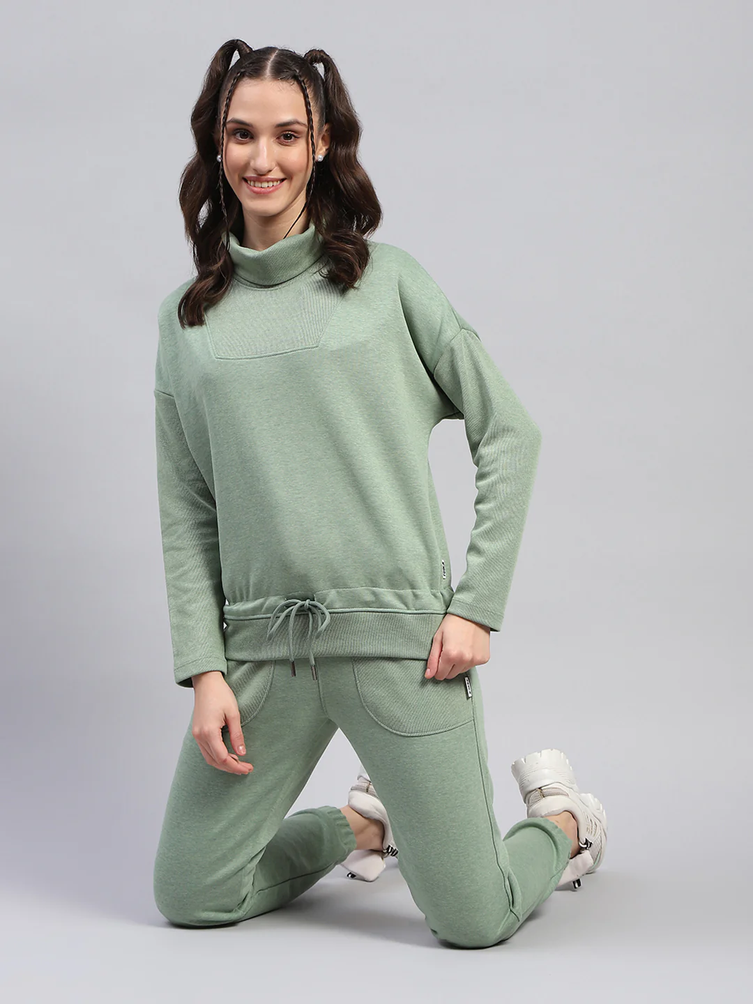 Rock.it Women Green Solid High Neck Full Sleeve Tracksuit - Image 2
