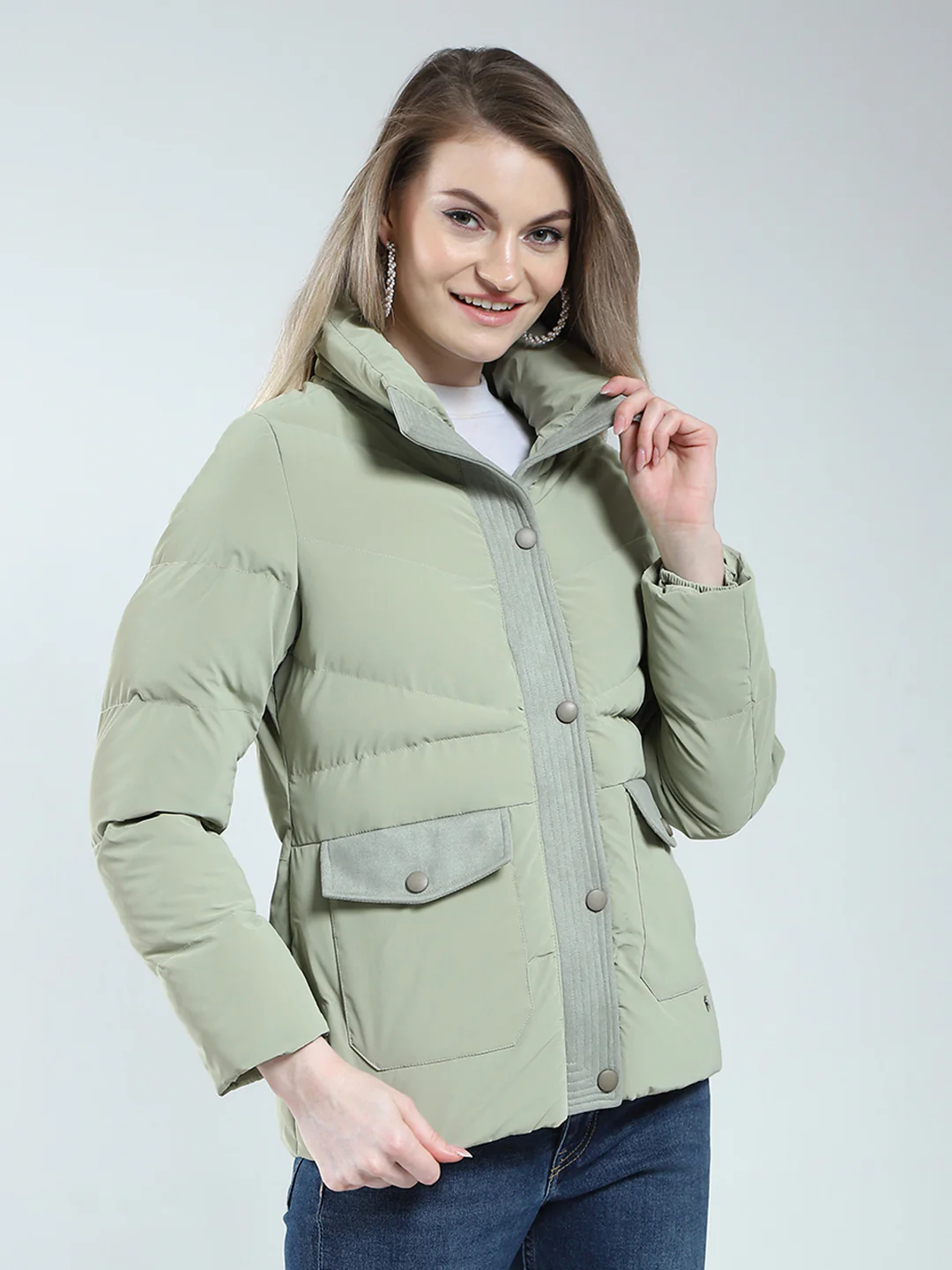 Women Green Solid Mock Neck Full Sleeve Jacket - Image 4