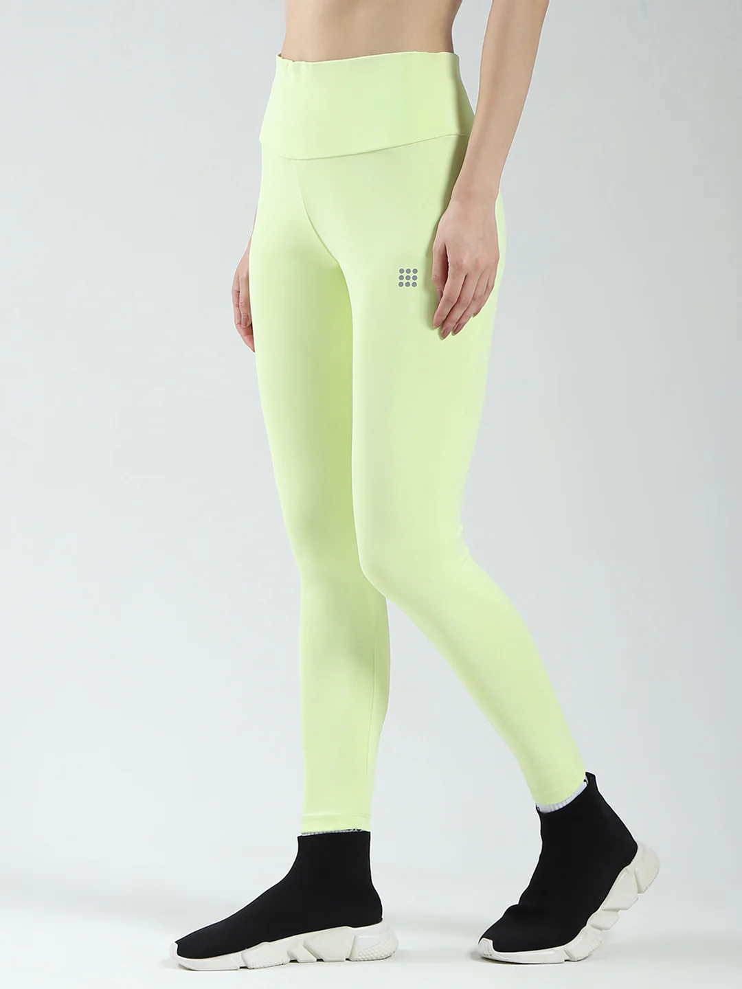 Rock.it Women Green Solid Regular Fit Legging - Image 3