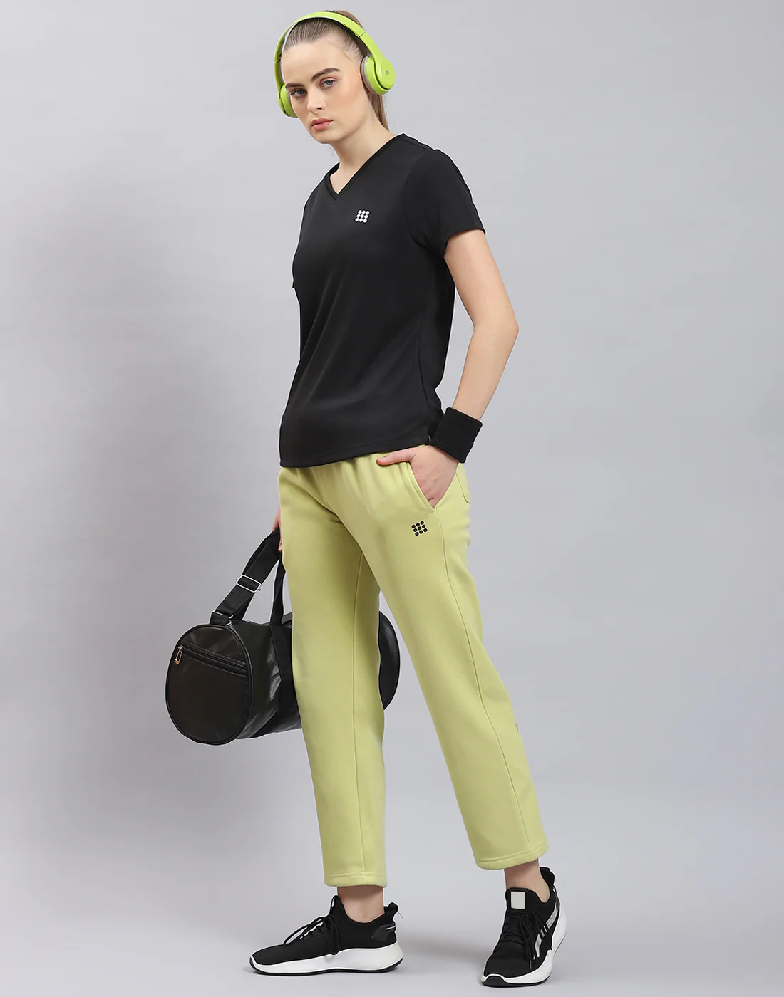 Rock.it Women Green Solid Regular Fit Winter Lower - Image 2