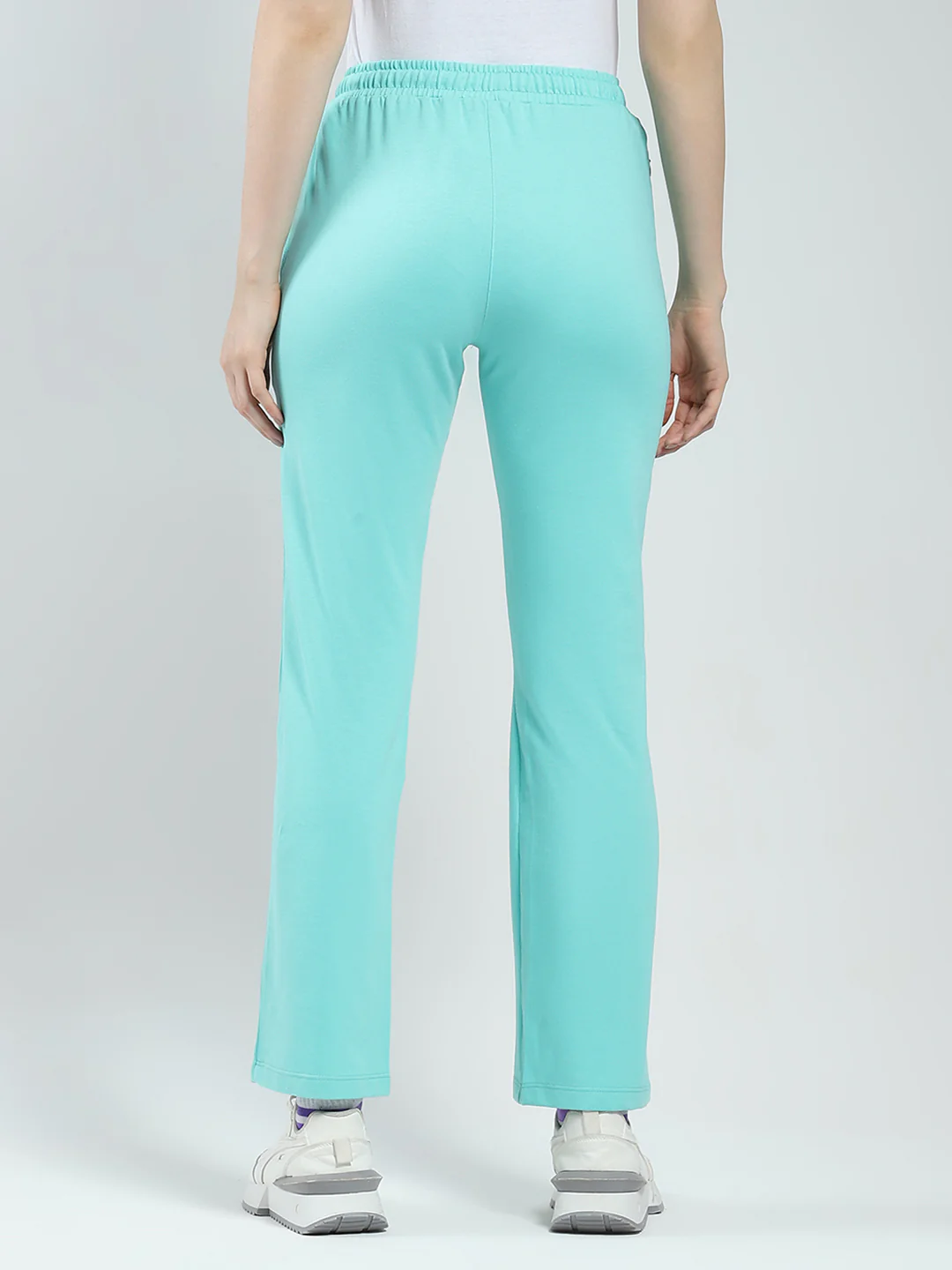 Women Green Solid Regular Fit Lower - Image 5