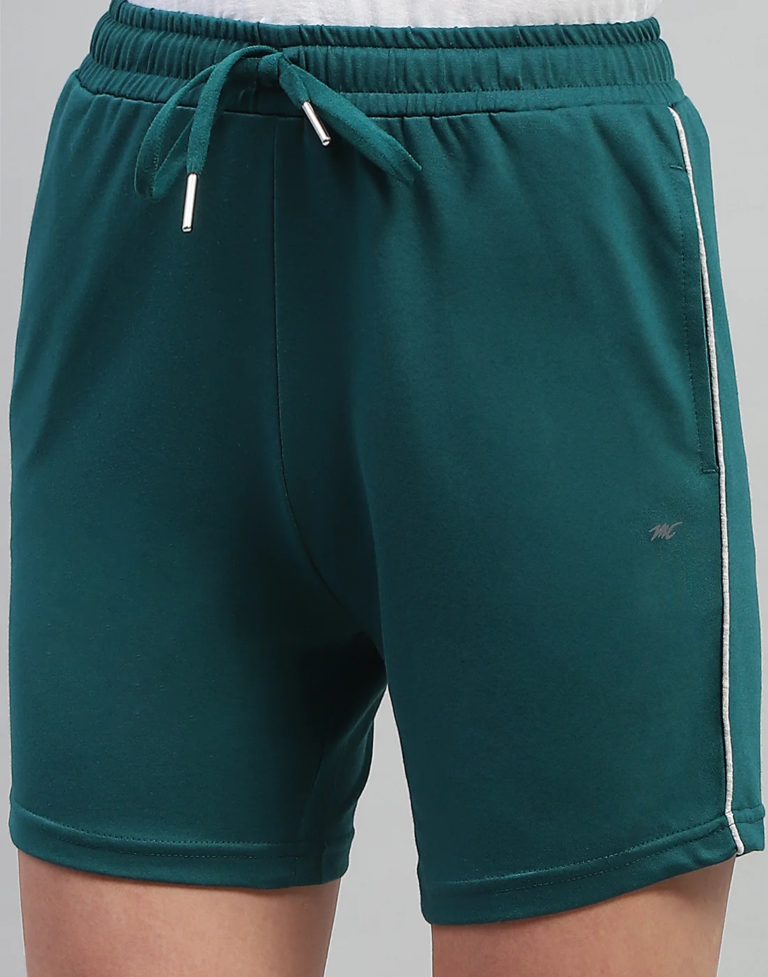 Women Green Solid Regular Fit Short - Image 6