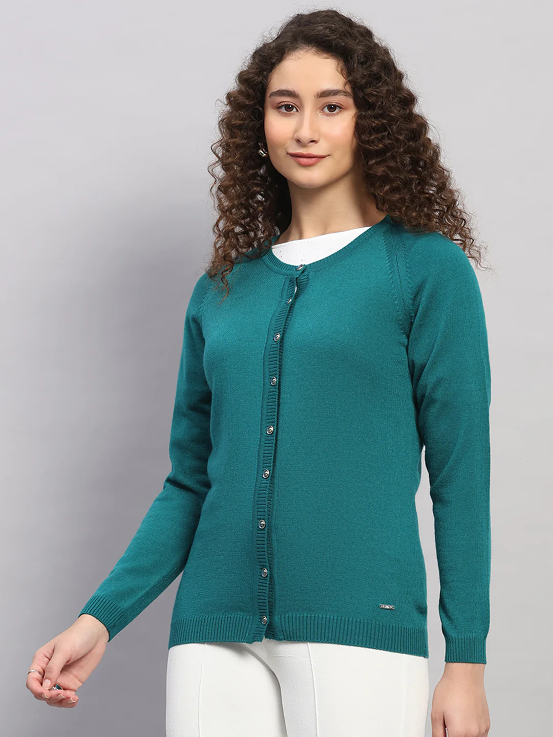 Women Green Solid Round Neck Full Sleeve Cardigan - Image 3