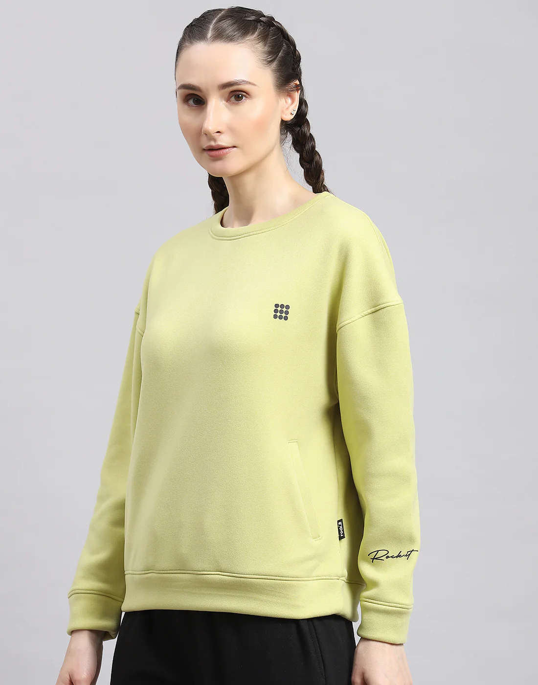Rock.it Women Green Solid Round Neck Full Sleeve Sweatshirt - Image 3