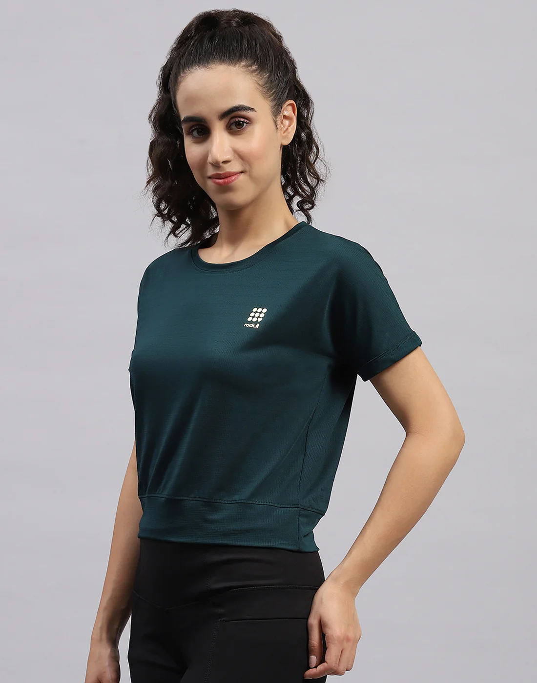 Rock.it Women Green Solid Round Neck Half Sleeve Top - Image 3