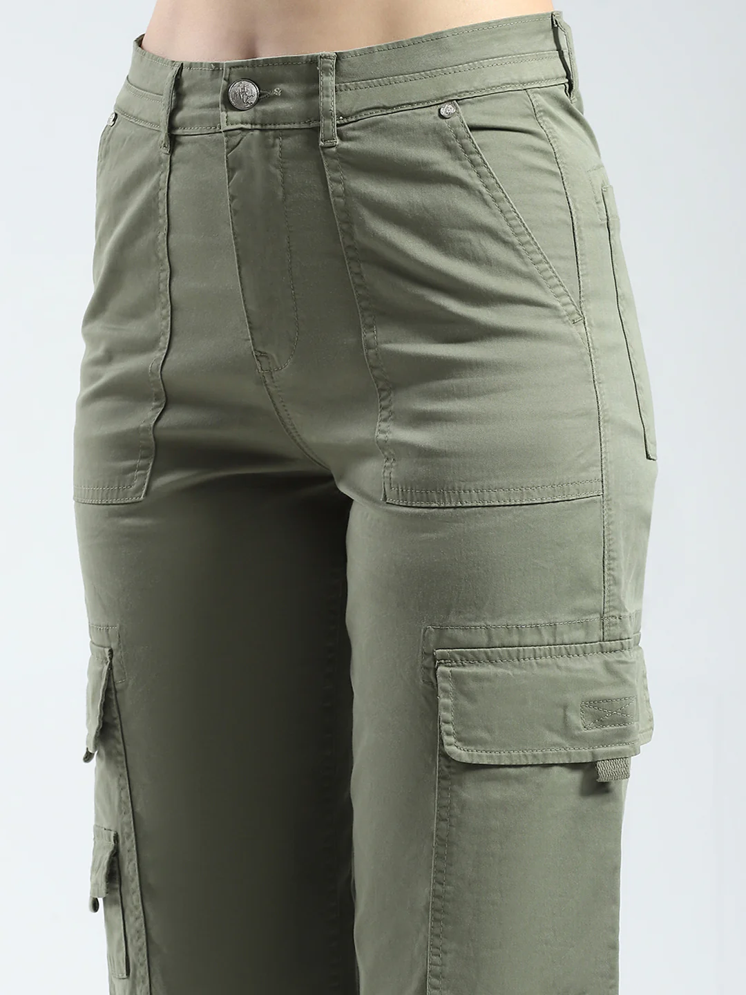 Women Green Solid Straight Fit Cargo - Image 6