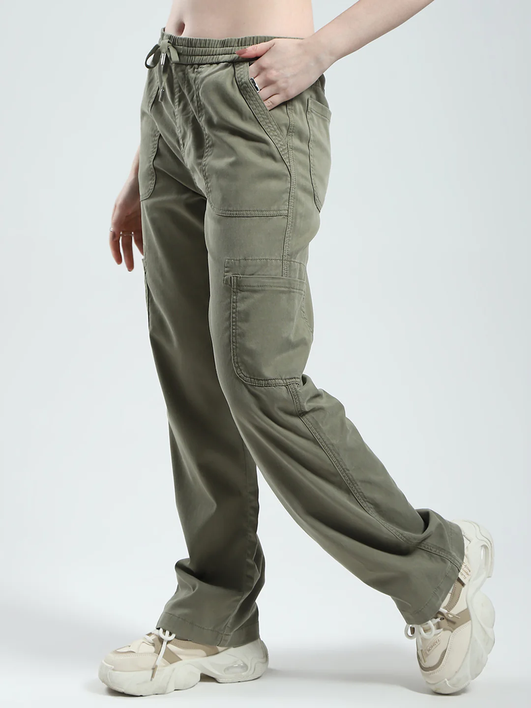Women Green Solid Straight Fit Cargo - Image 3