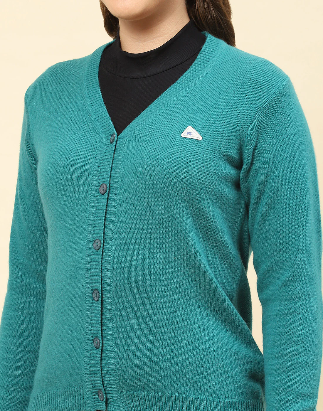 Women Green Solid V Neck Full Sleeve Cardigan - Image 6