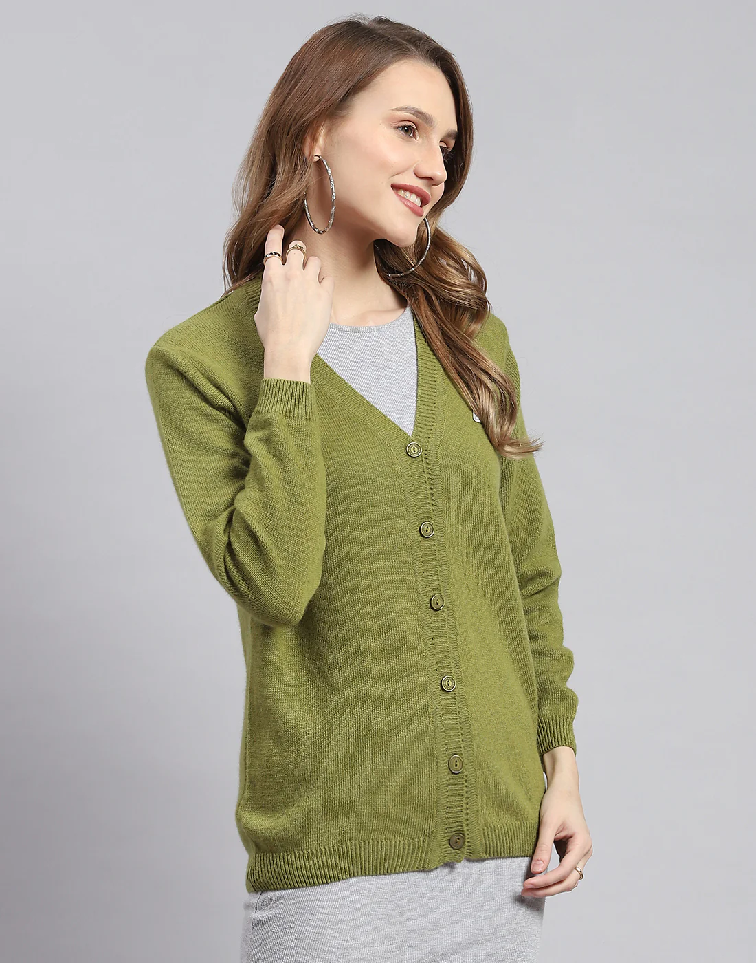 Women Green Solid V Neck Full Sleeve Cardigan - Image 3