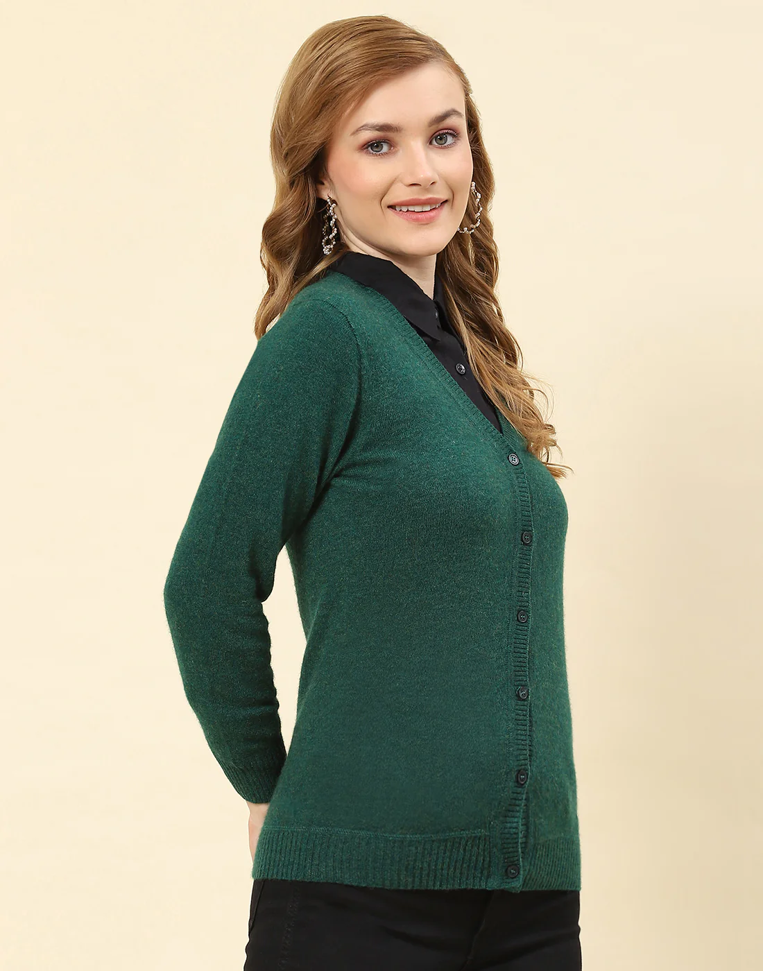 Women Green Solid V Neck Full Sleeve Cardigan - Image 4