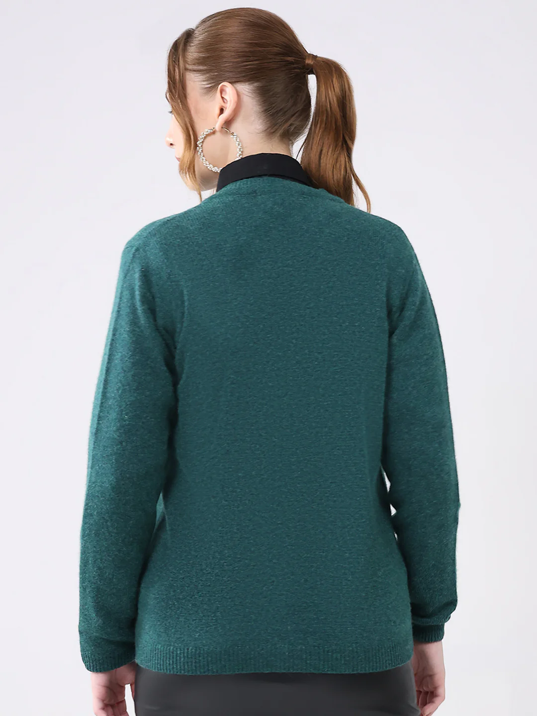 Women Green Solid V Neck Full Sleeve Cardigan - Image 5