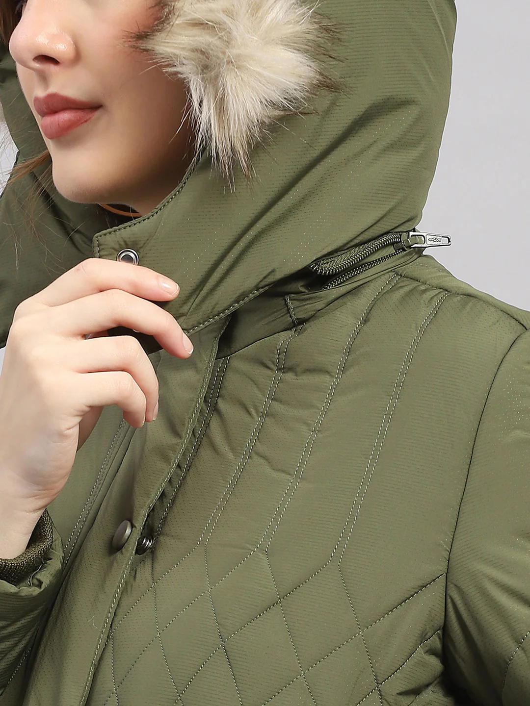 Women Green Stripe Hooded Full Sleeve Jacket - Image 7