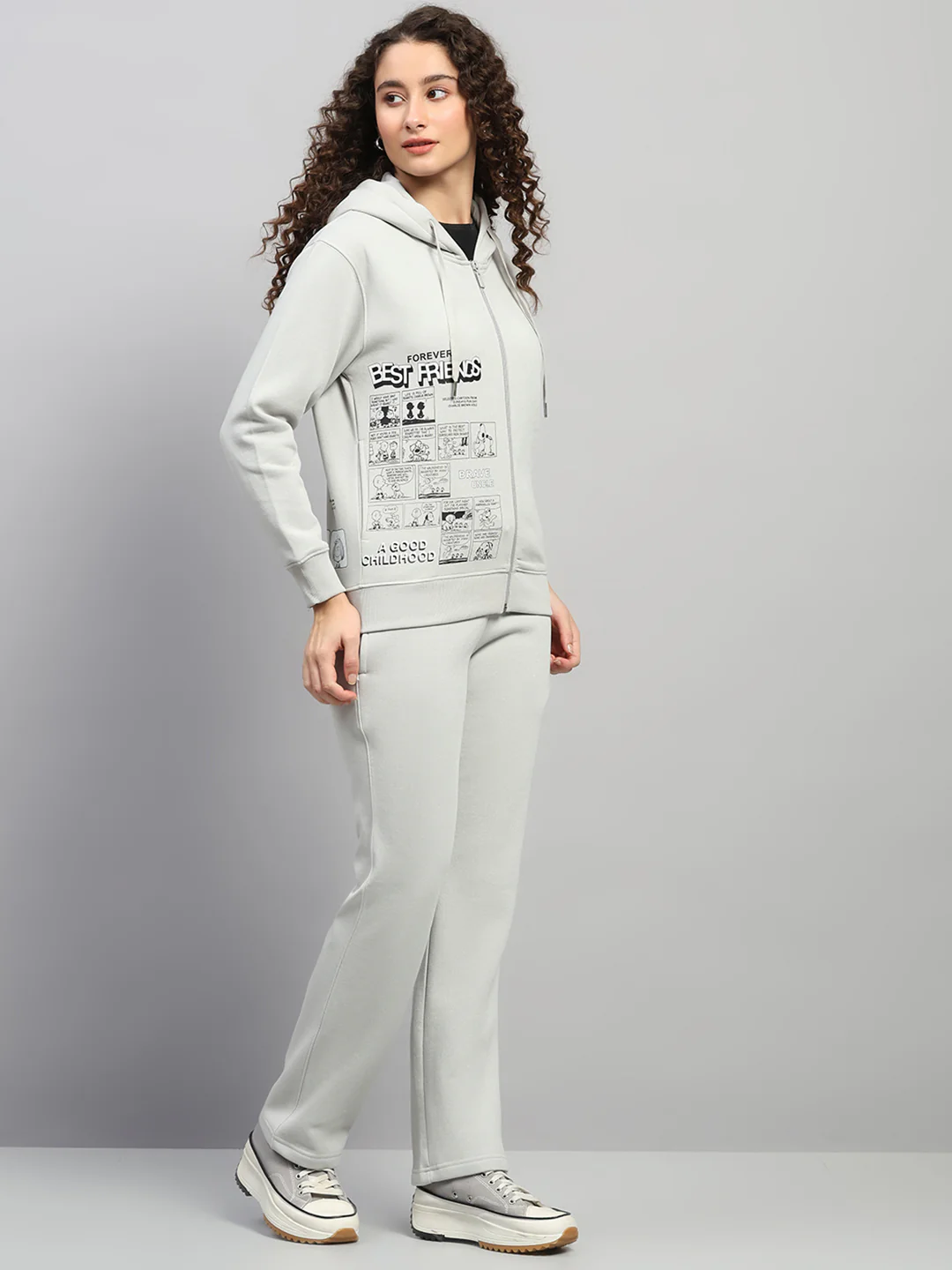 Women Grey Printed Hooded Full Sleeve Winter Tracksuit - Image 4