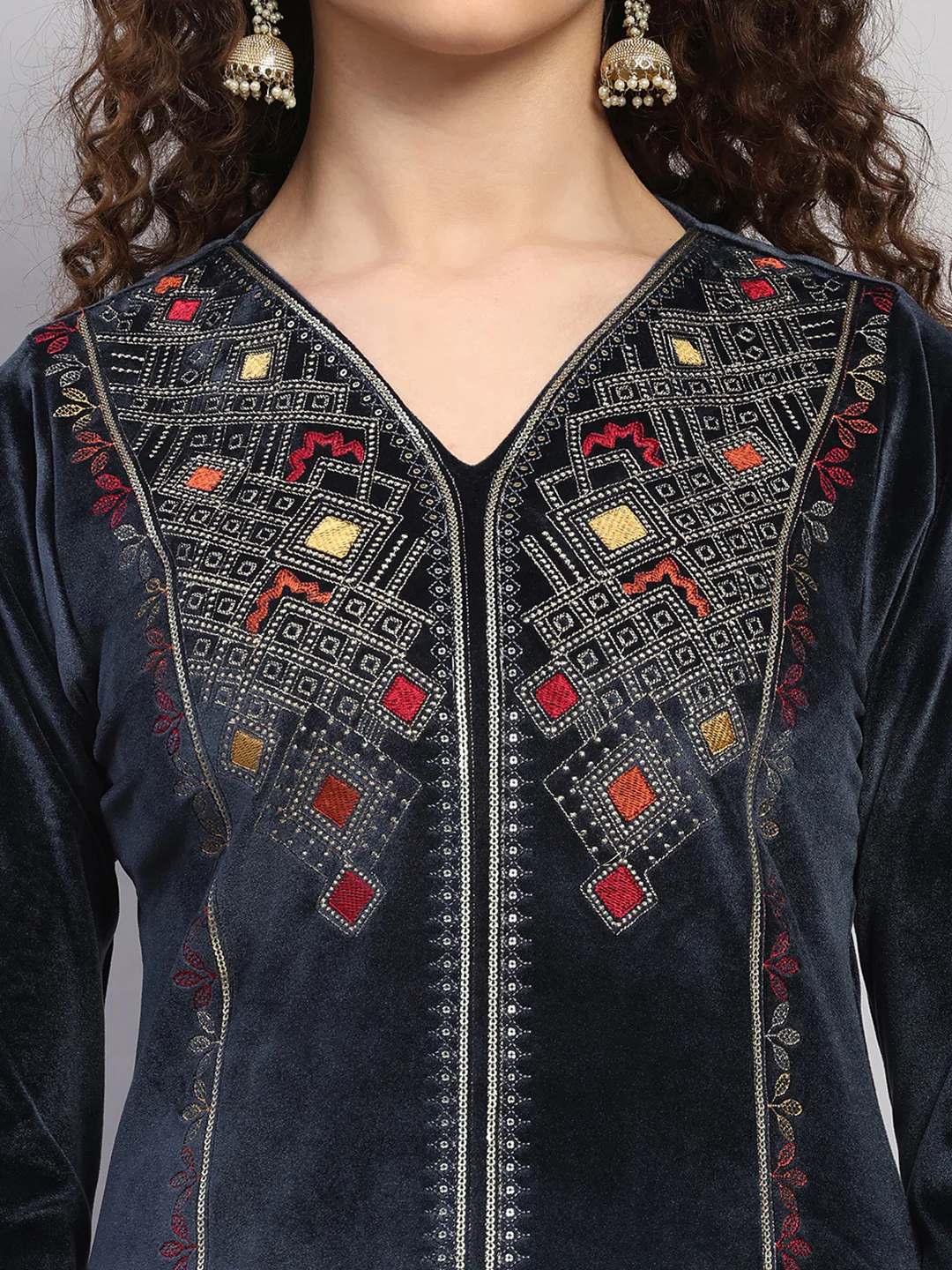 Women Grey Printed Round Neck Full Sleeve 3 Pc Kurti Set for Winter - Image 7