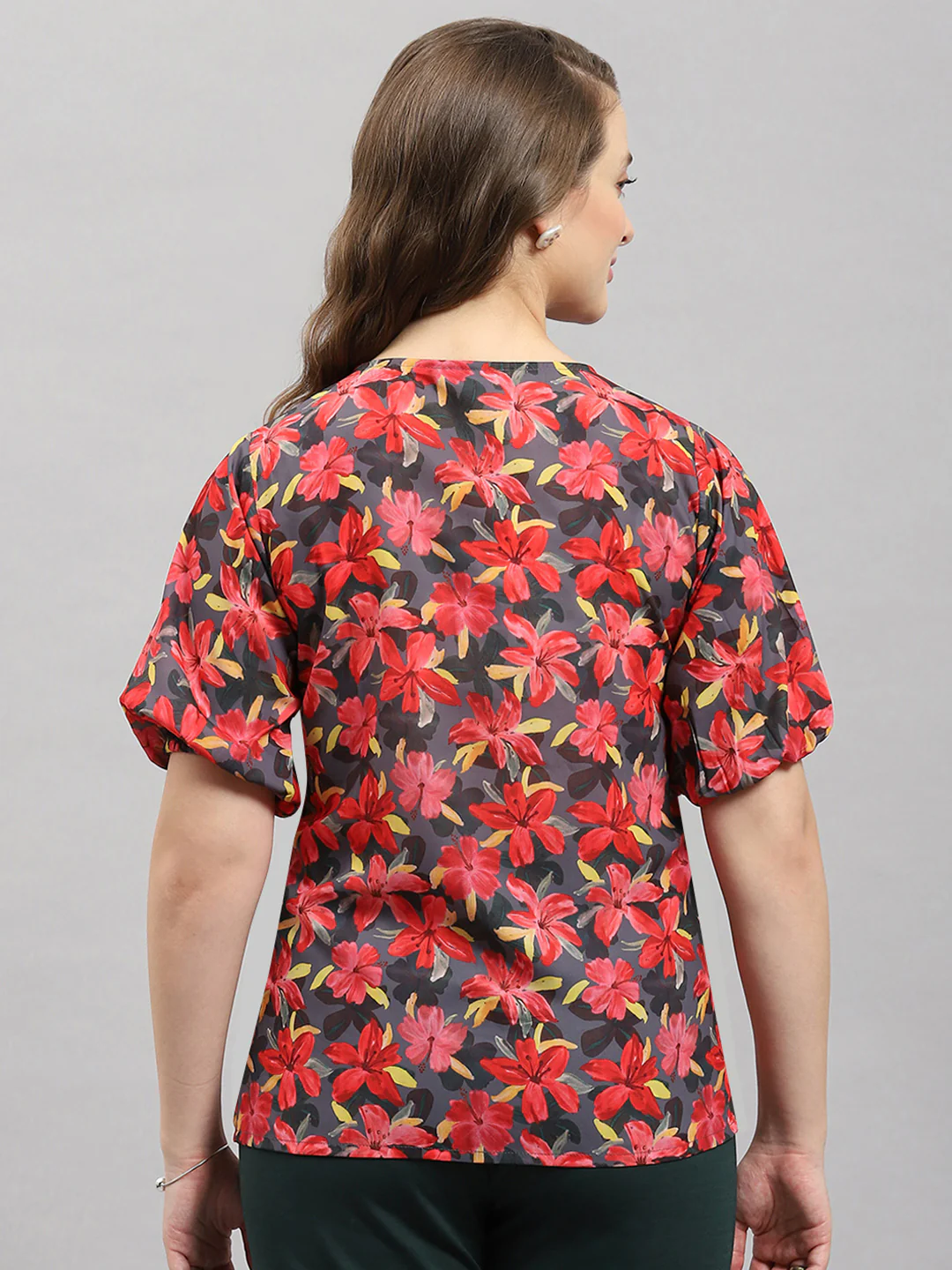 Women Grey & Red Printed Front Open 3/4th Sleeve Top - Image 5