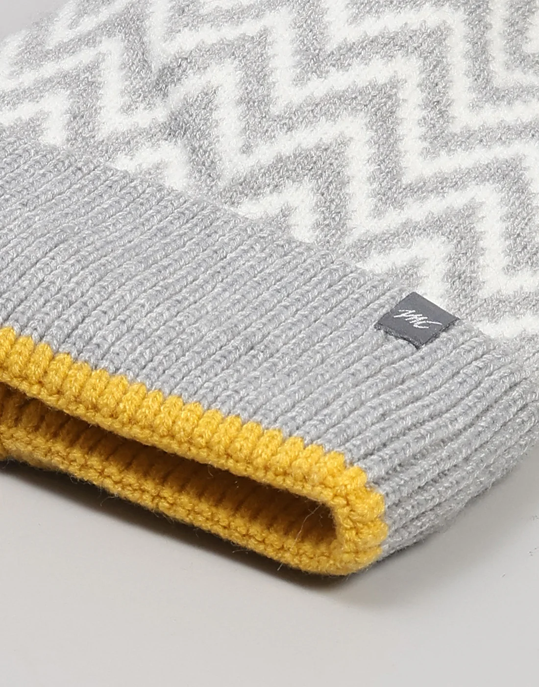 Women Grey Self Design Blend Wool Cap - Image 7