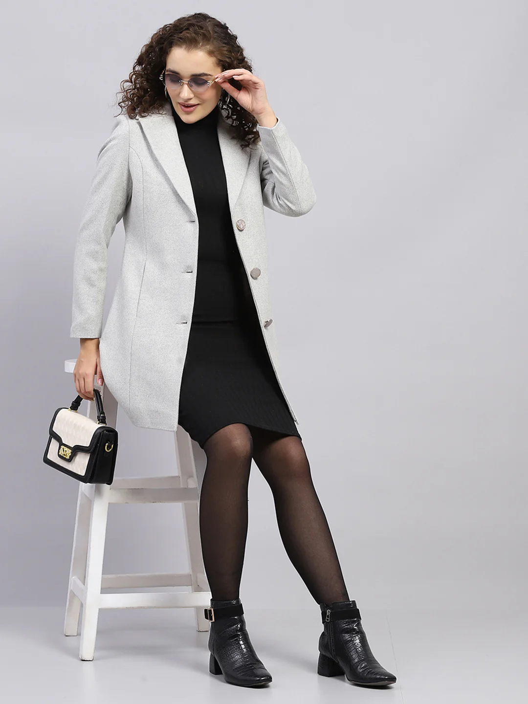 Women Grey Self Design Notch lapel Collar Full Sleeve Coat - Image 2