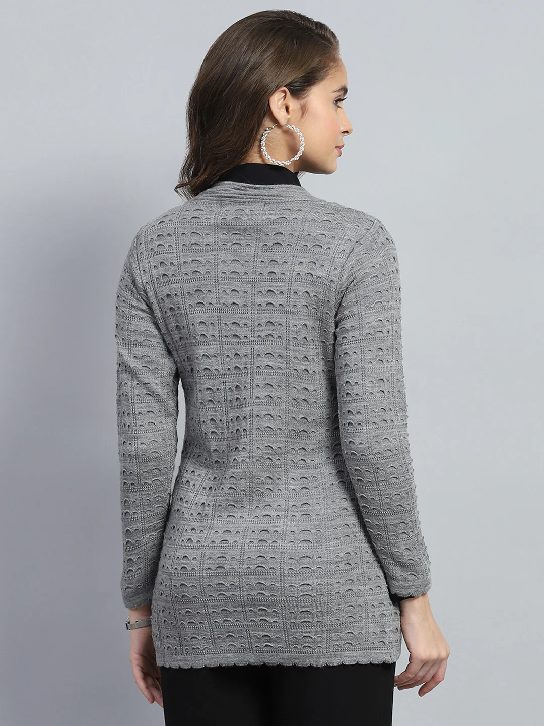 Women Grey Self Design Round Neck Full Sleeve Cardigan - Image 5