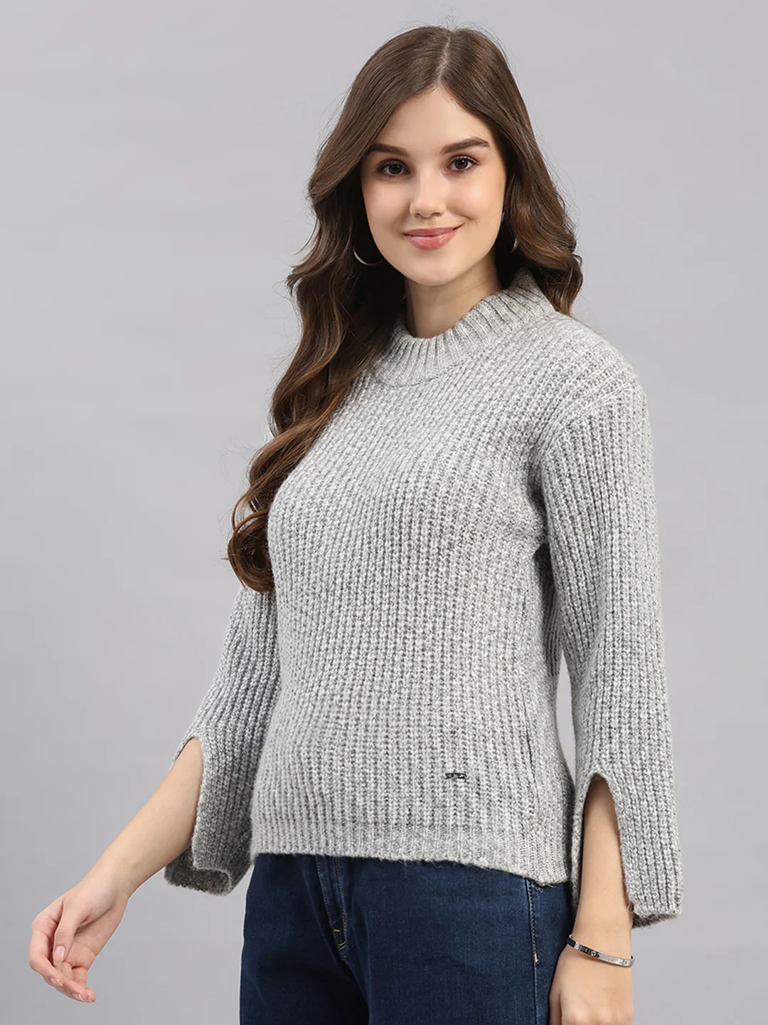 Women Grey Self Design Round Neck Full Sleeve Winter Top - Image 3