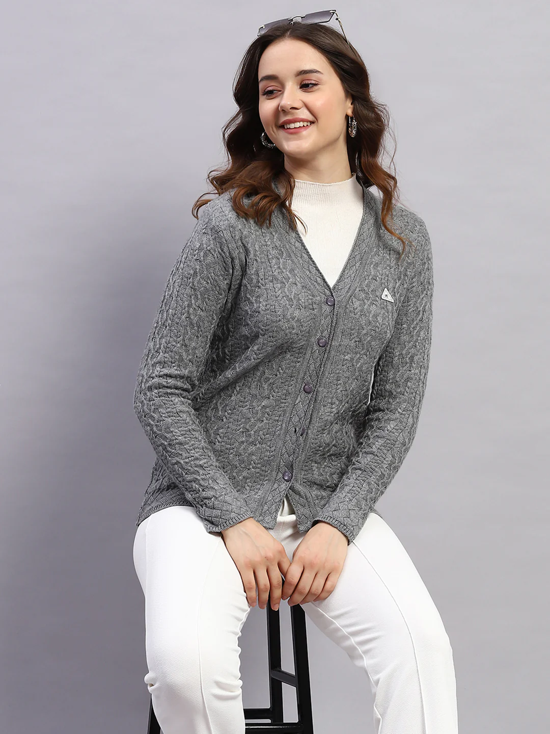 Women Grey Self Design V Neck Full Sleeve Cardigan - Image 6